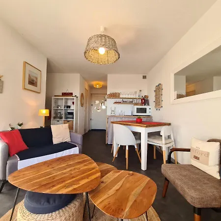 公寓 Vue Mer, Appartement Vue Mer Avec Jardin A 100 M De La Plage !!! 滨海萨纳里